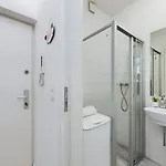 Eleganckie W Centrum Warszawy By Renters Апартаменты Варшава