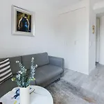 Eleganckie W Centrum Warszawy By Renters Warschau